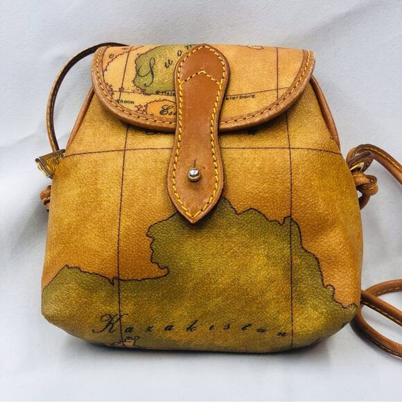 Alverio Martin Classe Geo Tan Leather Crossbody Bag - Picture 16 of 16